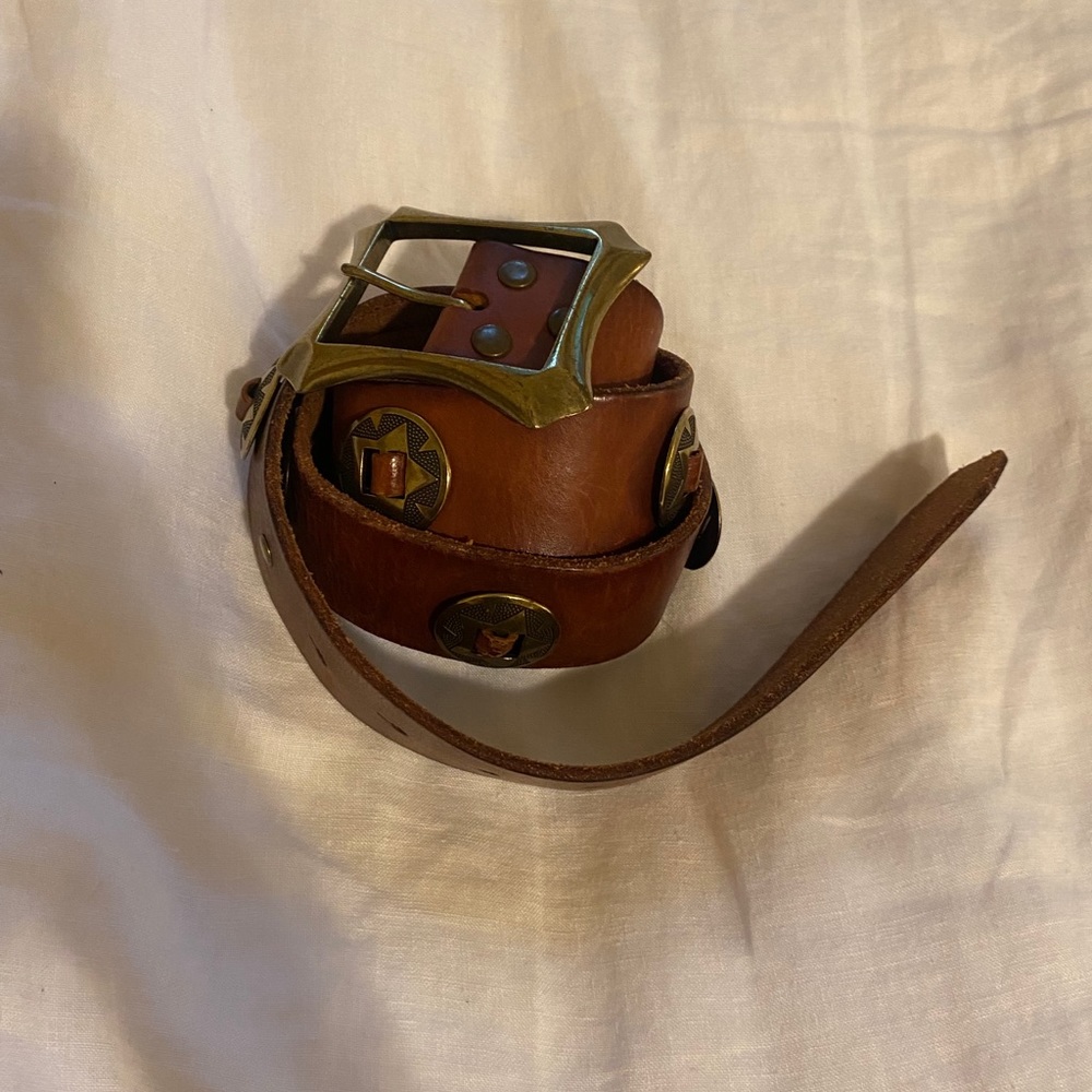 Brown leather western women’s belt
